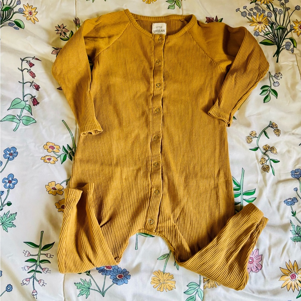 Little urban apparel long sleeve mustard one piece 2-3y